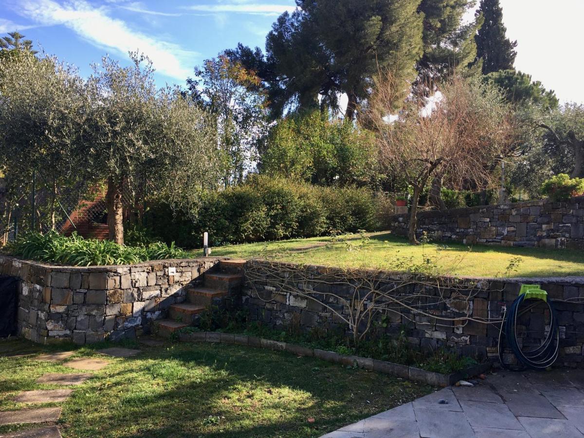 La Casa Di Fedra Villa Империа Екстериор снимка