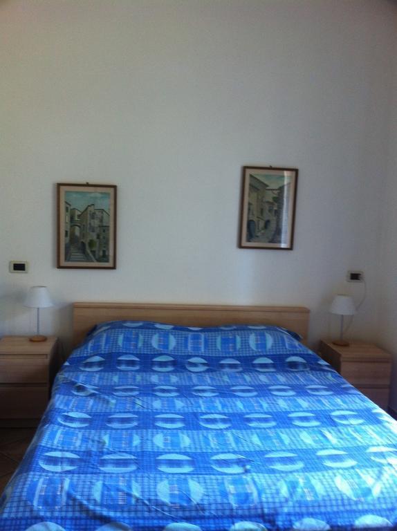 La Casa Di Fedra Villa Империа Стая снимка