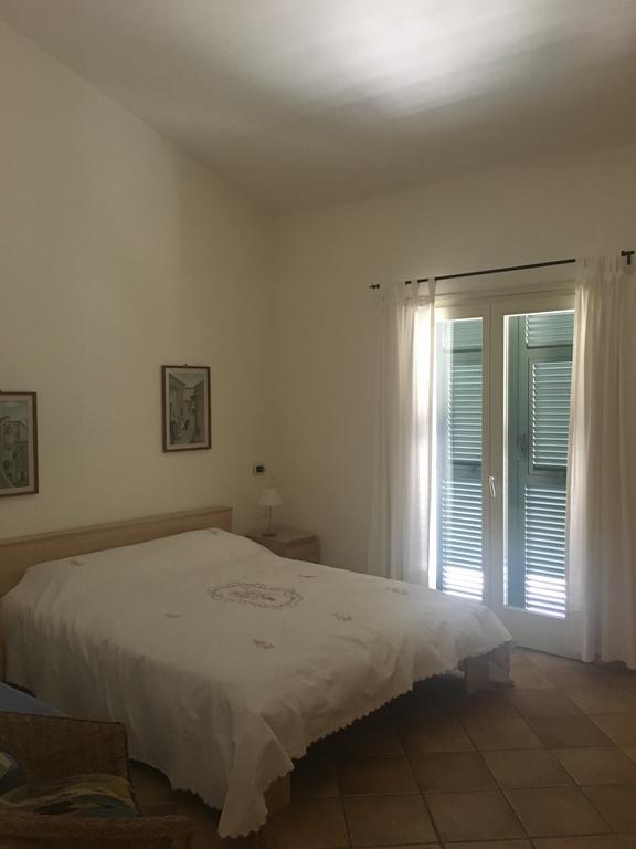 La Casa Di Fedra Villa Империа Екстериор снимка